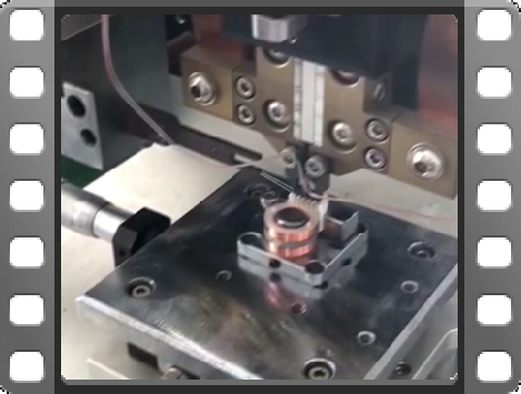 自动送锡丝焊接视频